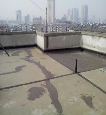 荆州漏水维修 楼顶漏水是什么原因，楼顶漏水维修方法是什么?